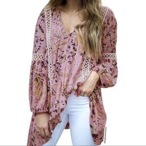 Chicwish Boho Floral Crochet V-Neck Pink Tunic top
